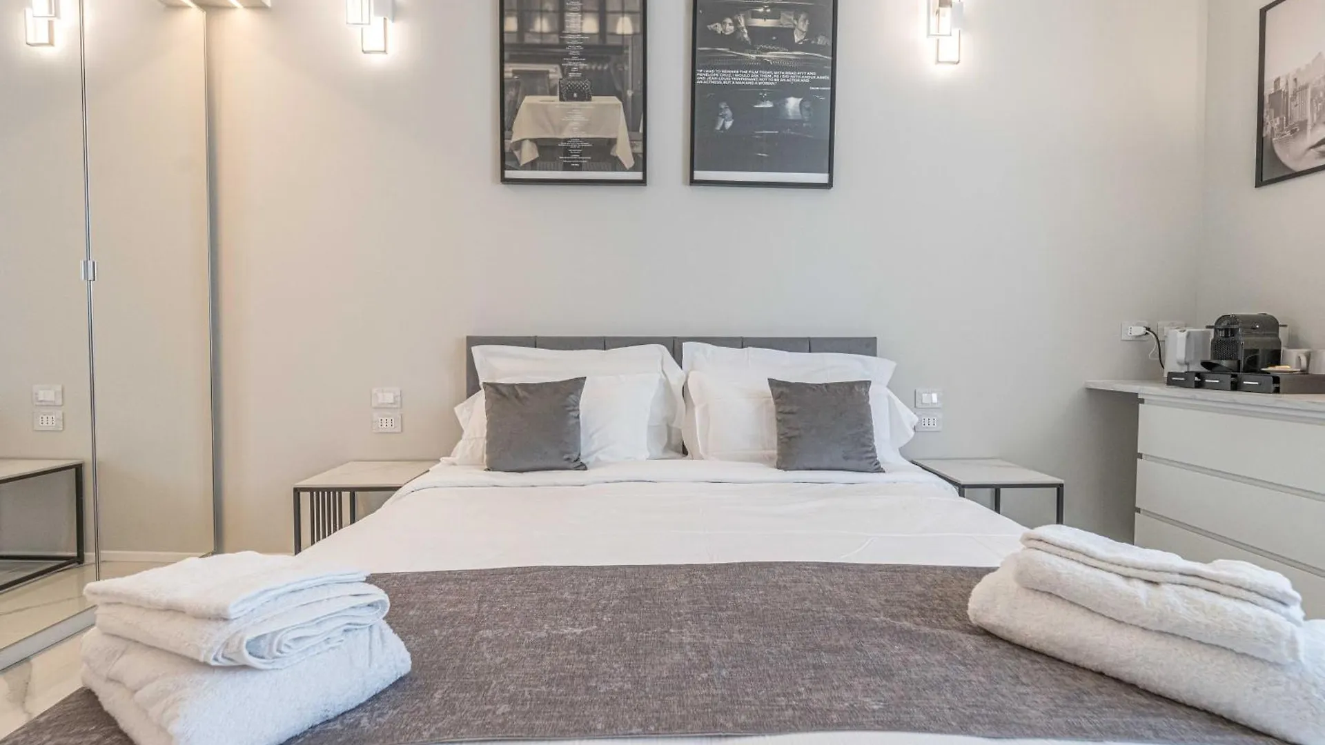 Apartment Moscova Luxury New Suite Milan