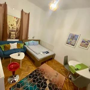  Apartment Jewelry Box In Hungary
