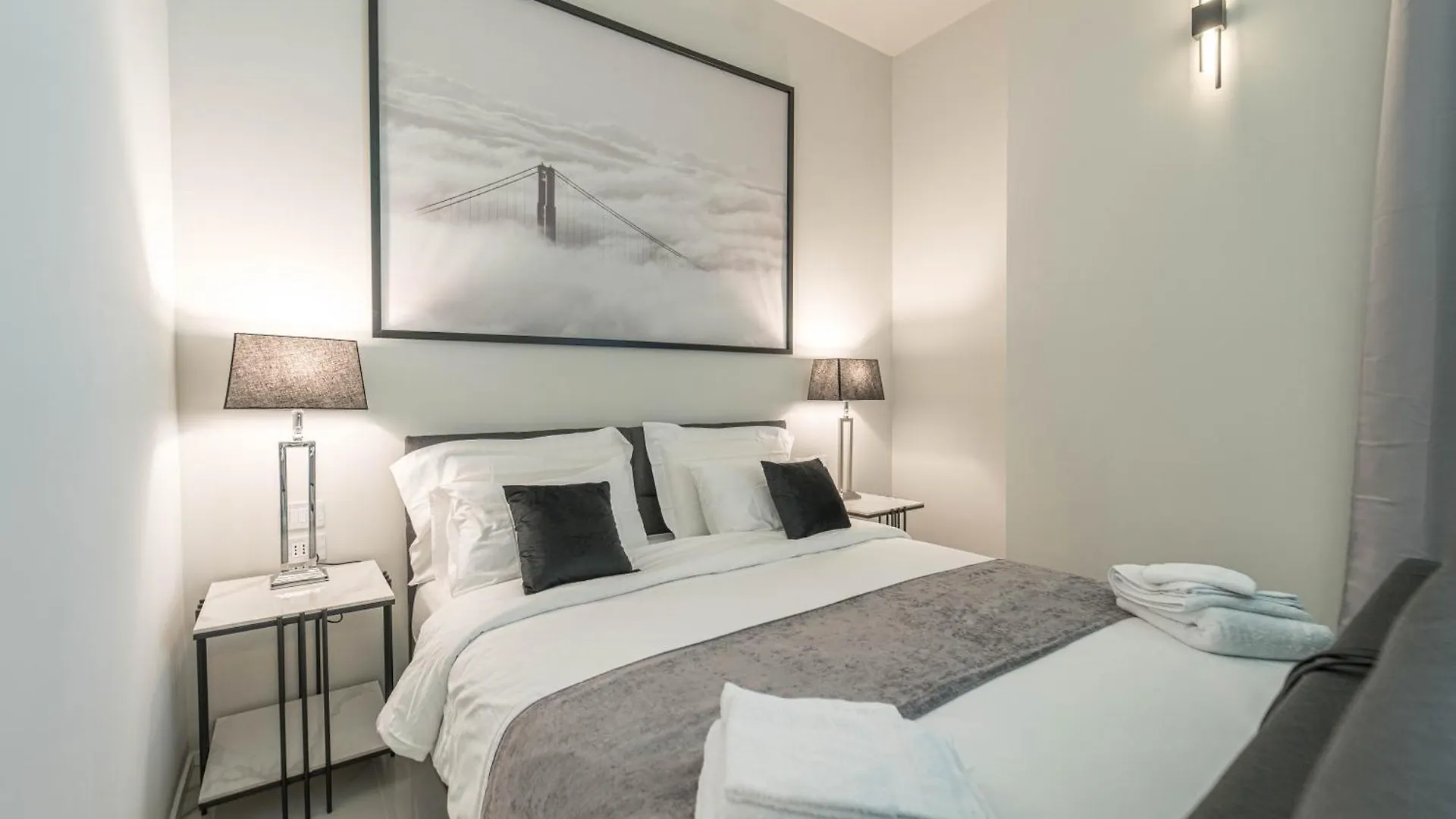 Apartment Moscova Luxury New Suite Milan Italy